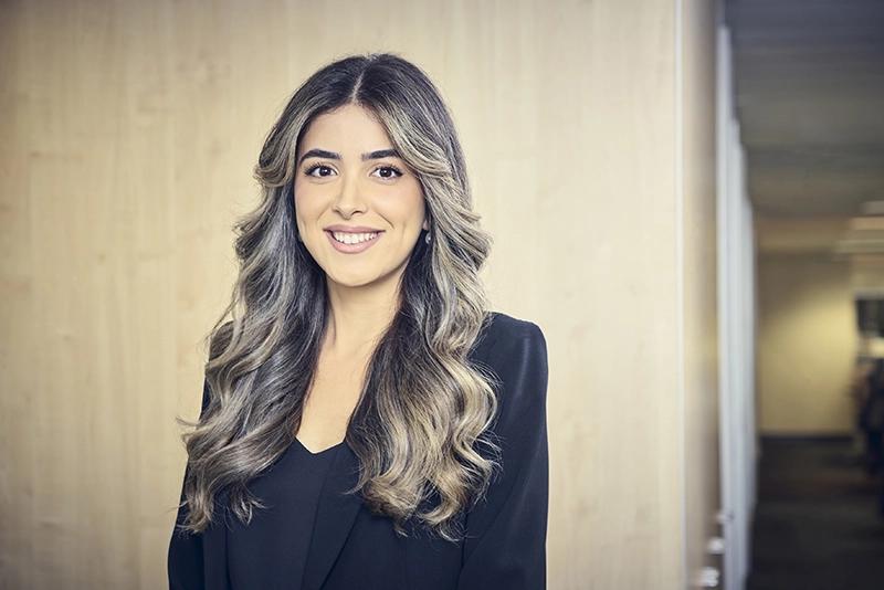 Aylin Genc, Associate